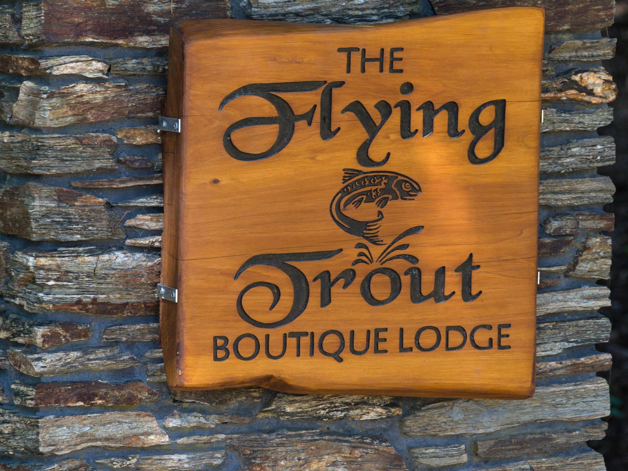 The Flying Trout Boutique Lodge Таупо Экстерьер фото
